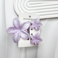 Three-piece set of purple marble plumeria hair claws on a white display card - Marble-look Light Purple Set (including Card)