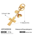 Portachiavi in acciaio inossidabile dorato con croce strutturata e ciondoli arcobaleno - Acciaio Inossidabile/Impermeabile/Ipoallergenico / Oro - Stile con Croce Arcobaleno e Sole (JDP2409038)