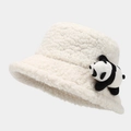 Cappello da pescatore bianco in peluche panda carino con decorazione 3D invernale - M (56-58cm) / Bianco latte