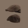 Berretto piatto vintage in camoscio marrone scuro con fibbia in metallo regolabile - Regolabile (55-58cm) / Marrone scuro
