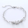 Bracelet papillon en acier inoxydable poli avec strass étincelants et chaîne en O - Acier