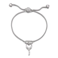 Pulsera ajustable de acero de titanio con dije de llave de corazón y cierre deslizante fino - Color Acero (KB150887-Z)