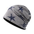 Detailansicht des Vintage-Sternmusters und der Stricktextur der grauen Beanie-Mütze - Verstellbar / Stern Grau (Weich)