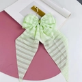 Fermaglio per capelli con fiocco a righe verde chiaro e lunghi nastri in rete stile dolce - Fermagli per capelli a becco d'anatra / Righe Verde Frutta