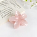 Pinza de pelo con forma de flor rosa y acabado brillante en color caramelo - Rosa
