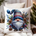 Detailansicht der Weihnachtswichtel-Kissenhülle mit Aquarell-Motiv und Zapfendekor - CDR381-3