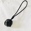 Portachiavi artigianale a pugno di scimmia nero realizzato in corda di nylon - Nero