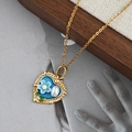 Collier pendentif cœur vintage avec fleur en émail bleu et perle en finition dorée - Collier Pendentif Coeur Bleu