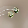 Boucles d'oreilles fleur émail vert avec motifs bambou doré et incrustation perle - Style 4 (Or-Vert)
