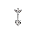 Gros plan du piercing de nombril en argent avec zircon coeur et design de feuille - Style Pendentif Cœur (24020201-9)