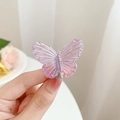 Süße lichtlila Schmetterlings-Haarklammer mit metallischer Entenschnabelklemme - Irisierendes Violett
