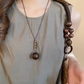 Sautoir rétro style Maillard avec perle marron et détail en métal gravé élégant - 40# Collier-Café