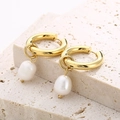 Orecchini a cerchio vintage placcati in oro 18k con pendenti in perle barocche bianche - Orecchini a Cerchio Minimalisti con Perla(KE106222-WGJD)