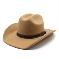Détail macro du chapeau de cowboy kaki avec bande en cuir et boucle vintage - M (56-58cm) / Camel