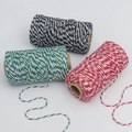 Trois bobines de ficelle de coton rouge, verte et noire pour emballage cadeau de Noël - Autres couleurs personnalisées