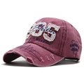 Berretto da baseball vintage in cotone lavato bordeaux con ricamo 1985 e dettagli usurati - Taglia unica / Borgogna