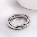 Anello rotante in acciaio inossidabile a tre fasce intrecciate con motivi di sole e luna - US 13 / Argento