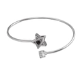 Bracelet jonc argenté avec projection étoile et accent en pierre de zircone - Bracelet Projection Étoile Argent Blanc K