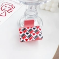 Pince à cheveux cœur rose en plastique avec motifs de lettres LOVE noires et rouges - Cœur bicolore - Carré