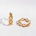 Fashionable double layered wavy gold hoop earrings with snake skin texture pattern - Gold