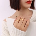 Bague ajustable cœur et flèche en plaqué or 18K avec une finition mate élégante - Taille US 7 (Ajustable) / Doré