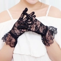 Elegantes guantes de encaje negro para verano con patrones florales y volantes - Negro
