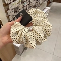 Chouchou en seersucker à pois blancs et noirs avec des volants souples - Chouchou en Coton et Lin à Points Noirs Blanc