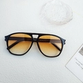 Lunettes de soleil aviateur KD97156 C4 avec monture noire et verres dégradés orange - Monture Noire Jaune Coucher de Soleil