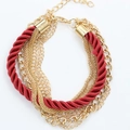 Mehrlagiges rotes Seidenarmband mit goldenen Ketten und Unendlichkeitssymbol-Anhängern - Rot 4106