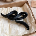 Grande pince à cheveux noire mate au design ondulé minimaliste pour femmes élégantes - 52# Pince à griffes-Noir-Style vague mate