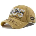 Cappellino vintage giallo in cotone con ricamo 1985 e dettagli in stile invecchiato - 54-60cm(Regolabile) / Giallo