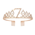 Goldenes Geburtstags-Diadem mit glitzernden Strasssteinen und Buchstabe Z auf weißem Grund - Einzelne Krone 7. Geburtstag