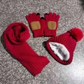 Winter knit 3-piece set in red with thick fleece-lined hat, scarf and touchscreen gloves - Red