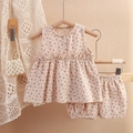 Ensemble bébé fille avec haut sans manches et short fleuri en gaze de coton doux - 80cm / Beige Fleuri