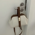 Chic retro contrast handbag with creamy white leather and dark brown handles and straps - Off-white