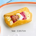 Modello di toast in miniatura 3,3x5,7cm con uovo e pancetta per decoro magnete fai-da-te - Con magnete / Frittata