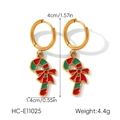 Vue détaillée des boucles d'oreilles canne de Noël avec dimensions 4cm de haut et 1,4cm - Style Sucre d'Orge (HC-E11025)