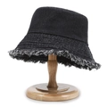 Cappello a secchiello in denim nero lavato con bordi sfrangiati su base di legno - Bordo Sfrangiato Lavato Nero