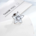 Orecchino a stella in argento con smalto bianco e cristallo di zircone scintillante - Bianco (Pezzo Singolo)