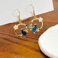 Koreanische Katzen Ohrringe mit goldenem Kranz, blauem Stern und Blumen Anhängern - Goldener Ring Dunkelblaue Katze (E2947-1)
