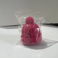 Tappo per vino in silicone rosa con design a berretto lavorato a maglia - Rosa Rossa