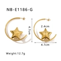 Detail of 18k gold plated crescent C-shape earrings with hanging star pendant and dimensions - Gold Style (NB-E1186-G)