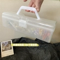 Tragbare Schmuck-Aufbewahrungsbox mit 50 Beuteln im handgehaltenen transparenten Design - Tragbare Aufbewahrungsbox und Verschlussbeutel