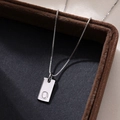 Minimalist S925 sterling silver necklace featuring a rectangular pendant with letter O - Letter O / Silver