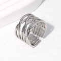 Breiter geometrischer Hohlring aus Edelstahl mit mehrschichtigem Silberglanz-Design - Verstellbar / Stahlfarbe