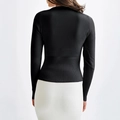 Damen Strickjacke in Schwarz mit langen Ärmeln und geripptem Saum in der Rückansicht - S / Schwarz
