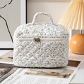 Beauty case trapuntato con motivo floreale viola, manico superiore e doppia zip in metallo - Fiorito Viola (Grande)