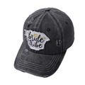 Dunkelgraue Baseballkappe im Vintage-Stil mit Bride Tribe Bestickung und Used-Look - Schwarz
