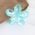 Irisierende hellblaue Frangipani-Haarklammer mit Glanzeffekt für elegante Frisuren - Blau