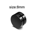 Detail eines 8mm schwarzen Magnet-Ohrsteckers mit glänzendem Metall-Finish auf Weiß - 8mm Magnet Stil
